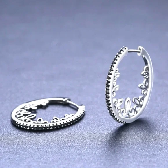 Silver Patterned Black Zircon Oval Hoop Earrings - Picture 3 of 7